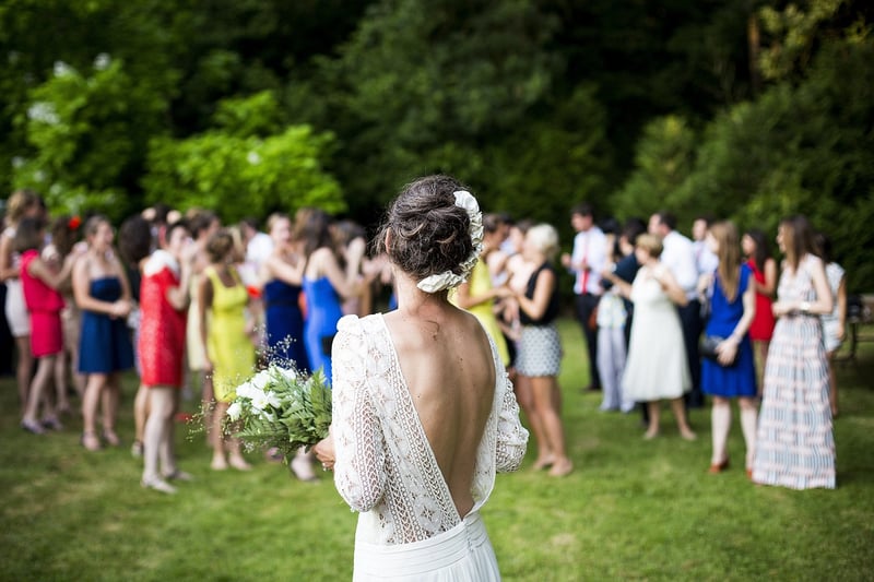 Bouquet Toss